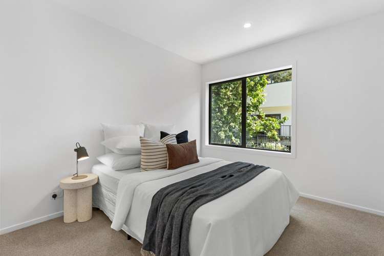40 Wakaturia Way Glenfield_11