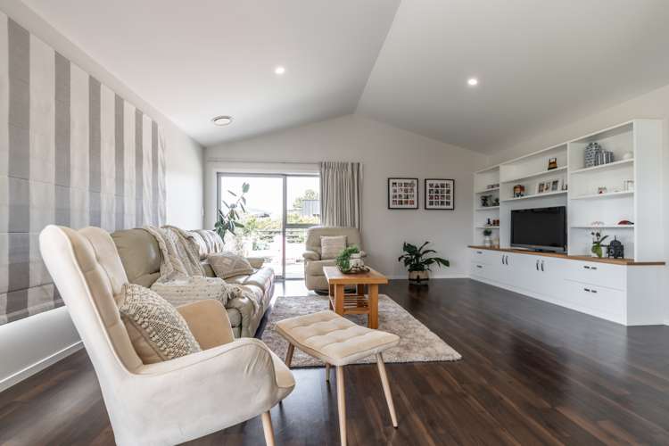 9 Baxter Michael Crescent Cambridge_5