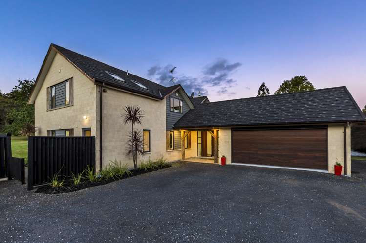 7 Whangaparaoa Road Red Beach_5