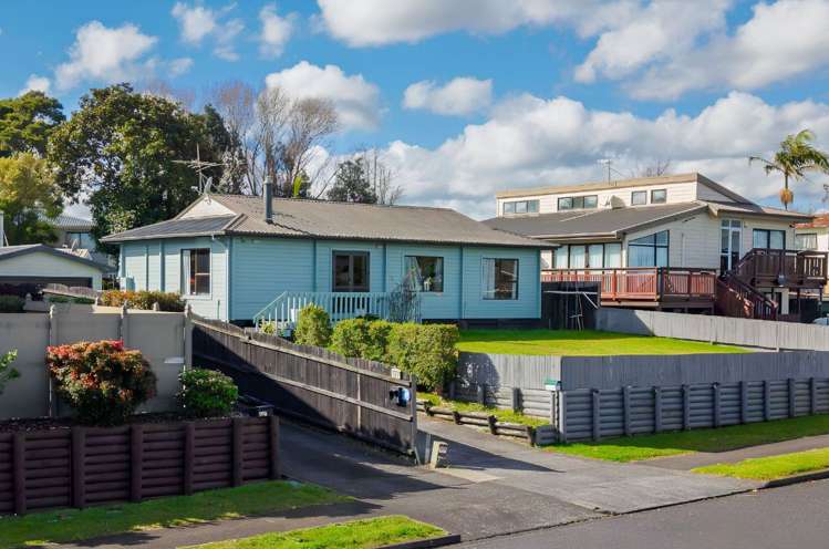 185 Carnoustie Drive Wattle Downs_9