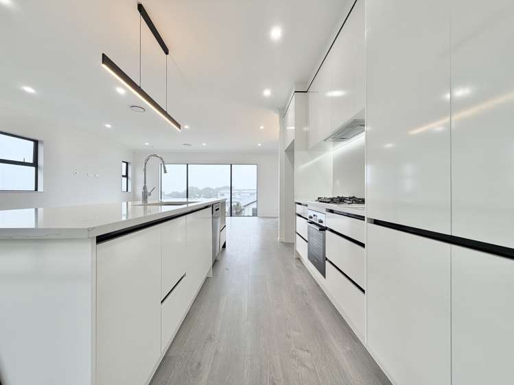 29 Pacific Heights Road Orewa_8