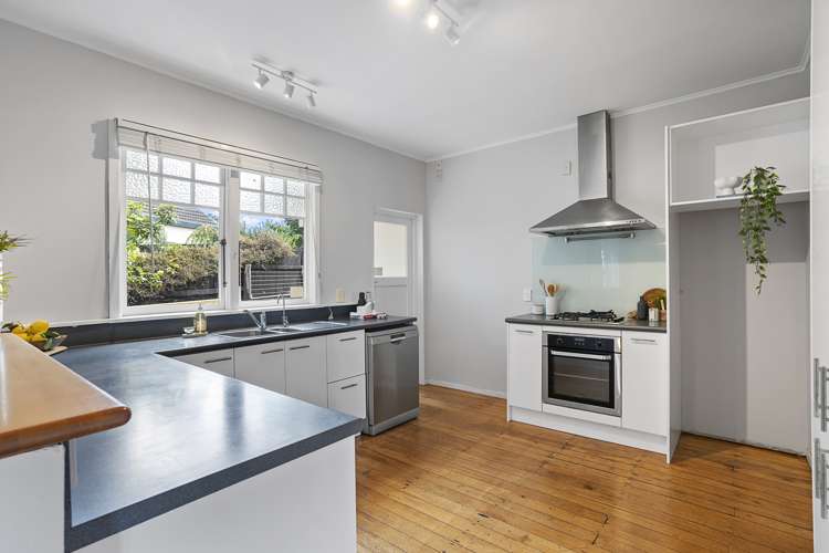 5 Abbotts Way Remuera_7