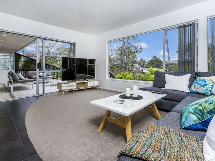 103 Sunrise Avenue Murrays Bay_10