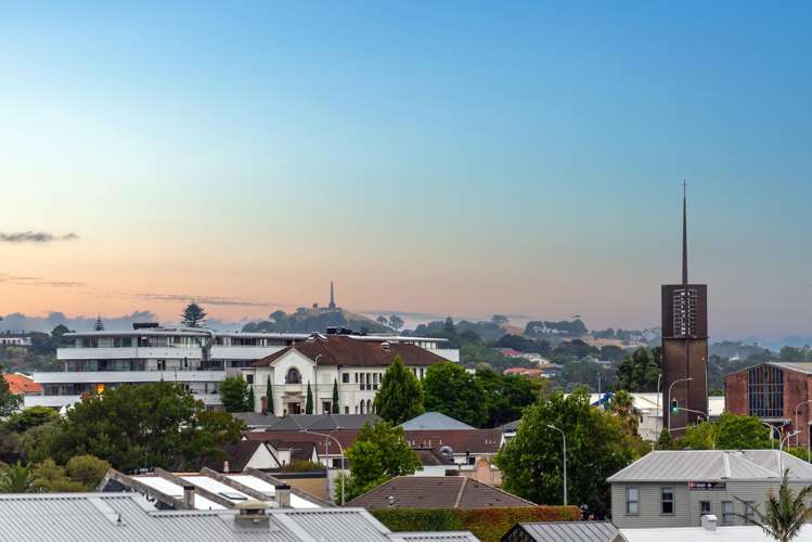 206/64 Surrey Crescent Grey Lynn_13