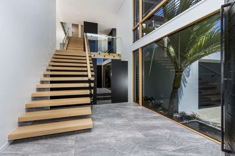 21 Whitby Crescent Mairangi Bay_5