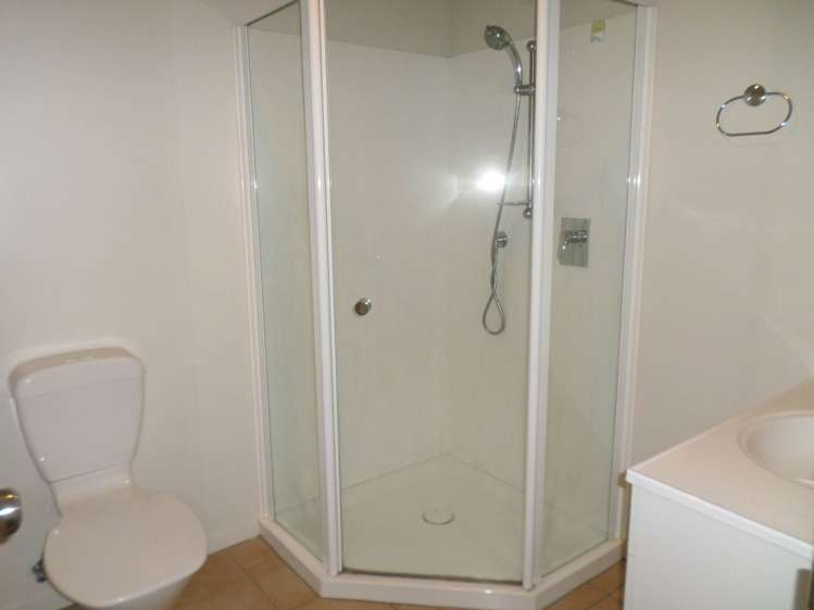 2Q/1 Wadier Place Henderson_7