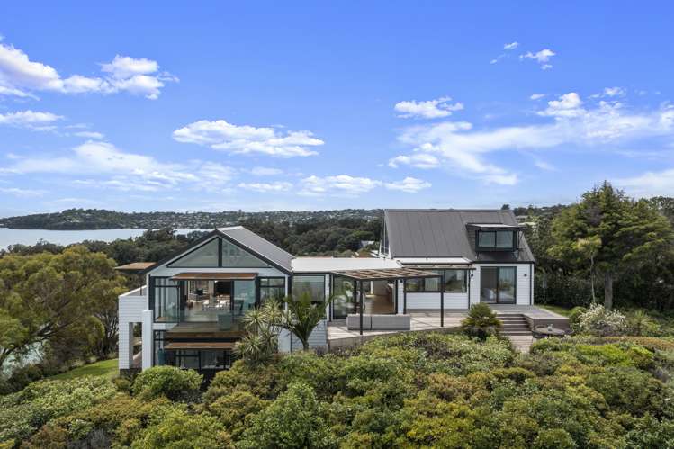 66 Kennedy Point Road Surfdale_21