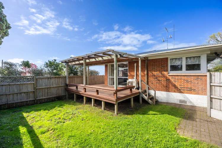 1/303 Pakuranga Road Pakuranga Heights_16