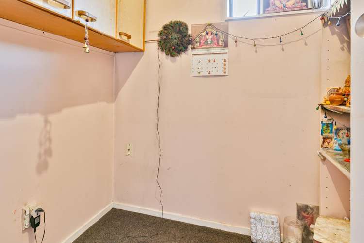 56 Erris Street Johnsonville_11