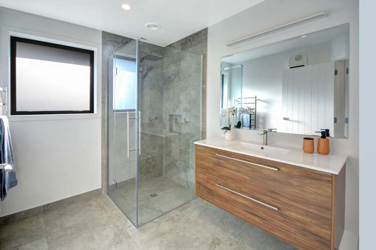 44 Constitution Avenue Milton_11