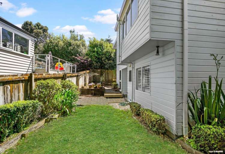 2/19 Churchill Road Cockle Bay_19