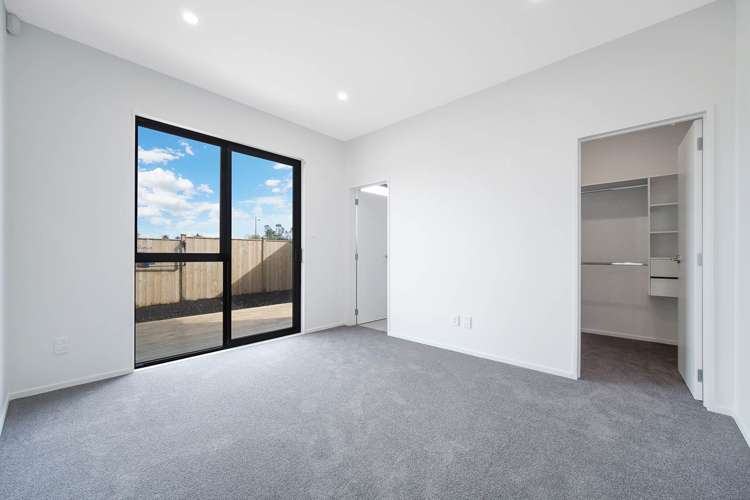 2 Rarangi Mai Lane Karaka_9