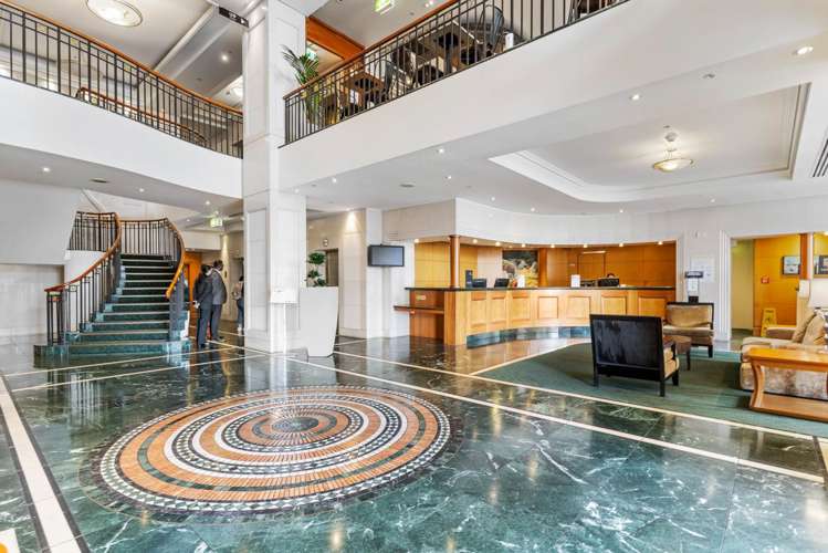 2405/8 Albert Street City Centre_6