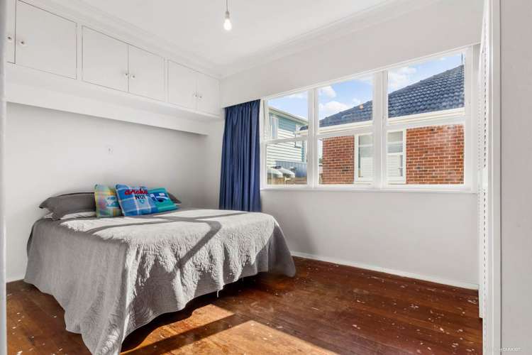 24 James Laurie Street Henderson_14