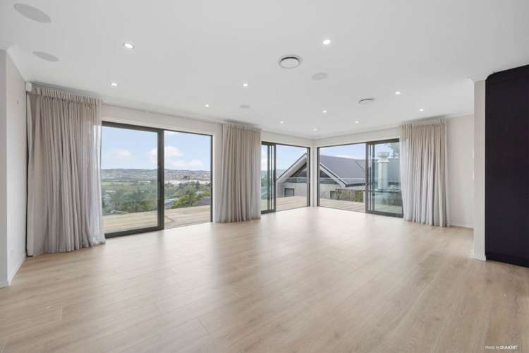 2 Ridgeview Close Red Beach_12