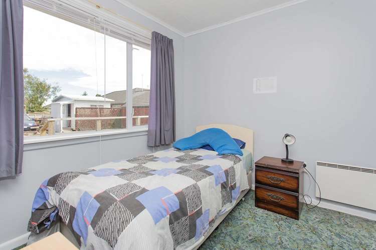 172 Springs Road Hornby_10