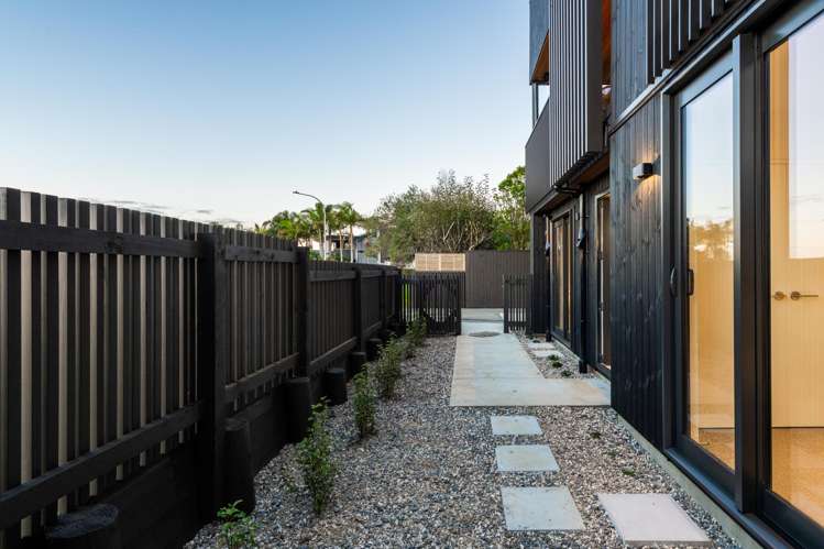 12a Kowhai Road Campbells Bay_24