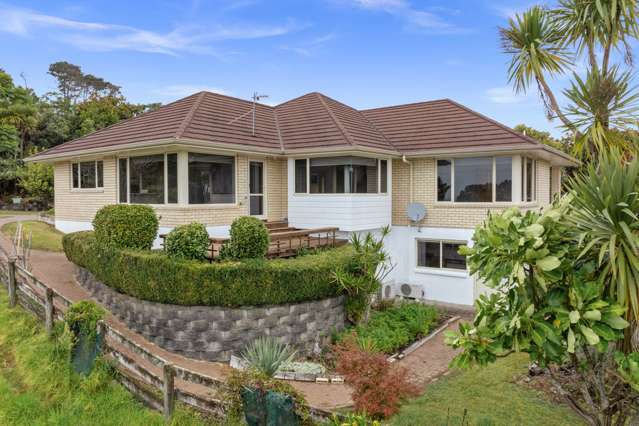 584 Redoubt Road Flat Bush_2