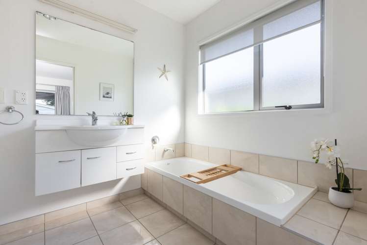 2a Harrow Street Taradale_11