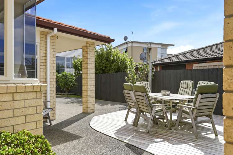 14 Chesterfield Way Orewa_10