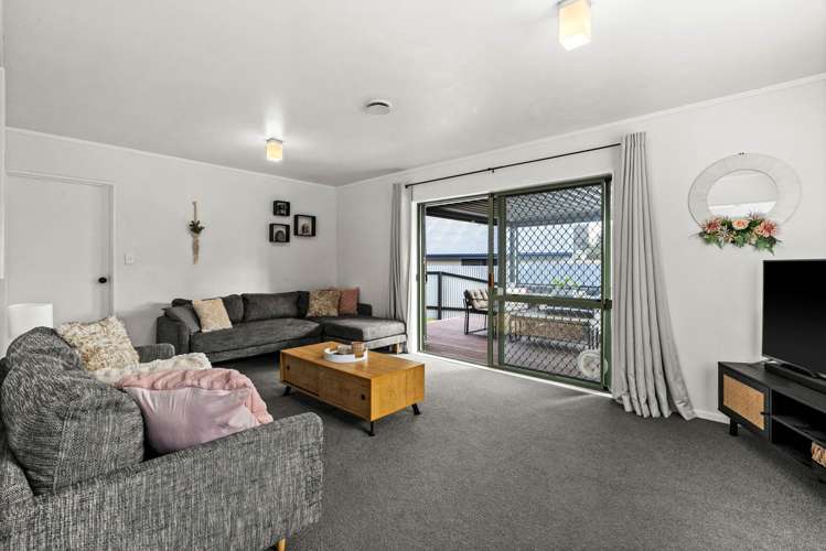 7 Ted Harpur Place Onekawa_13