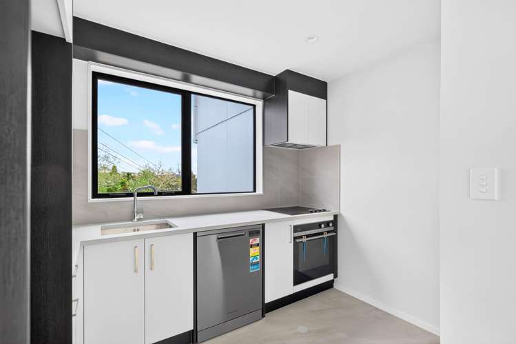 5/11 Seymour Road_2