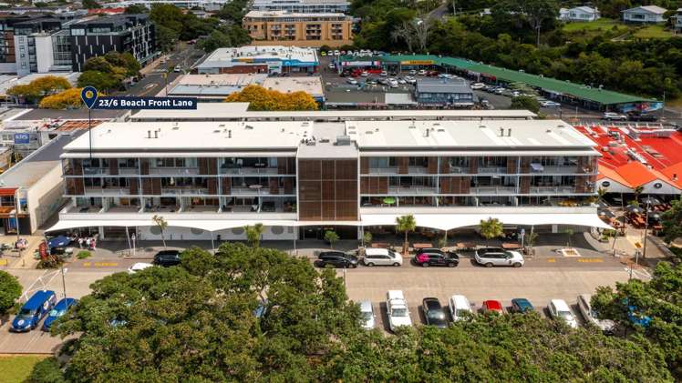 23/6 Beach Front Lane Browns Bay_6