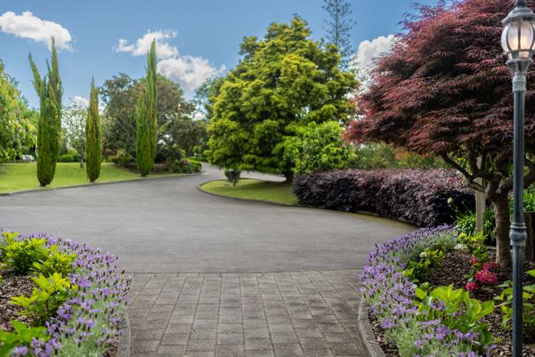 33 Seymour Road Mellons Bay_2