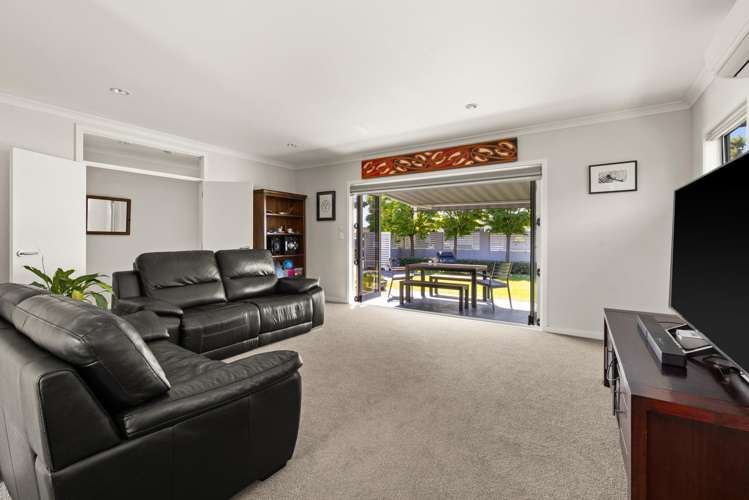 4 Waitaki Way Poraiti_11