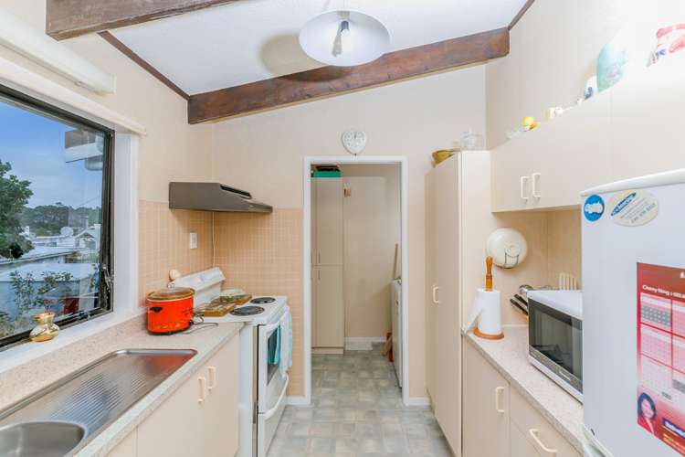 1/65 Tirimoana Road Te Atatu South_10