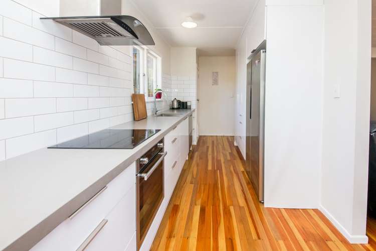 64 Middle Road Havelock North_8