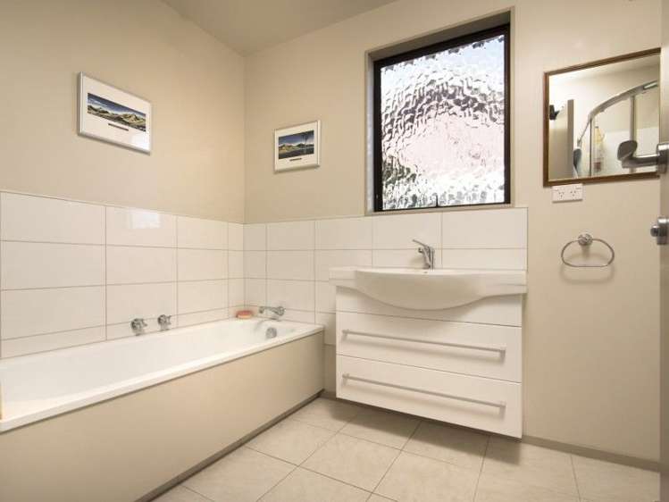 114a Wellington Street Picton_10