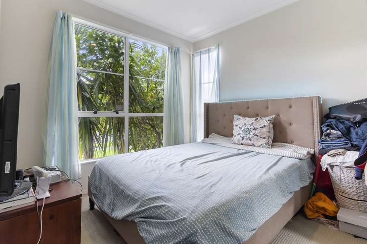 12 Seresin Crescent Flat Bush_14