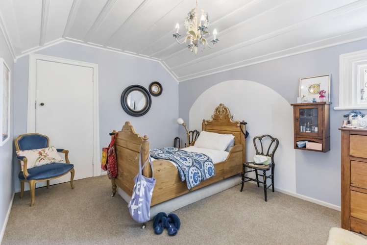 24 Fairview Road 1728_25