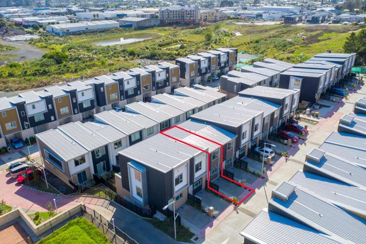 5 Wharetana Crescent New Lynn_10