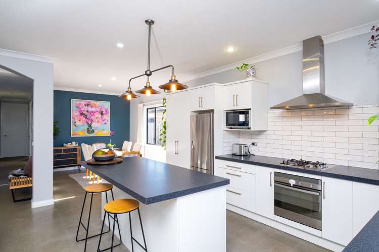 3 Squire Drive Awatoto_6