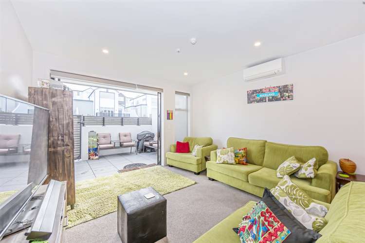 31/4 Stables Lane Silverdale_5