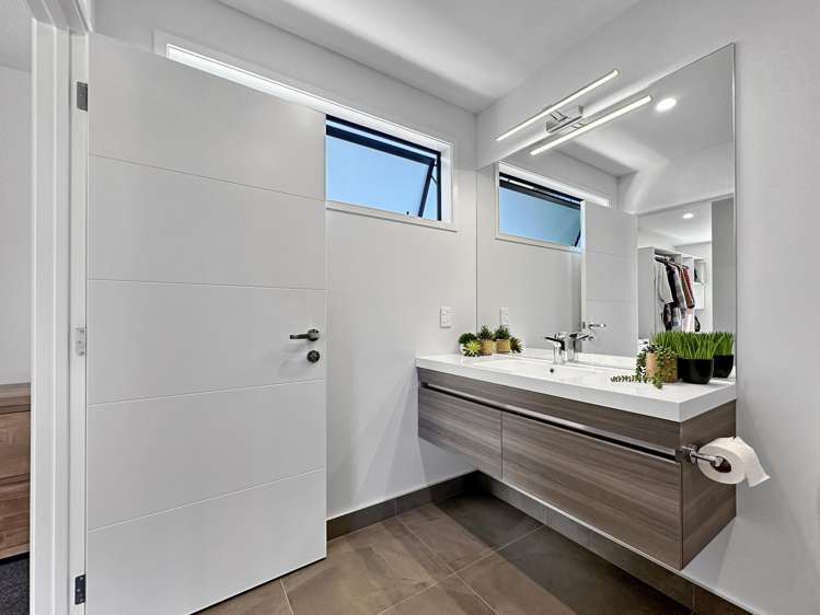 46 Montgomery Crescent Kinloch_16