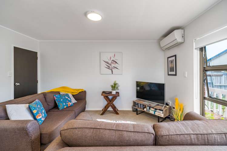 2/74 Wellington Street Howick_14