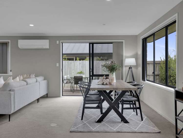 4 Raddington Way Huntington_4