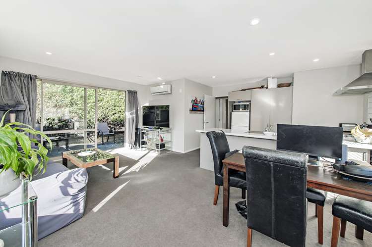 46 Thackeray Place Waltham_4