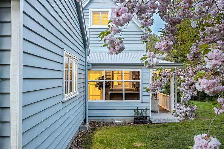 211 Summerhill Road Cust_30