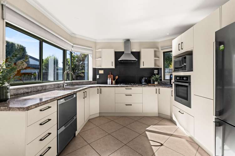 19 Kingsgate Avenue_3