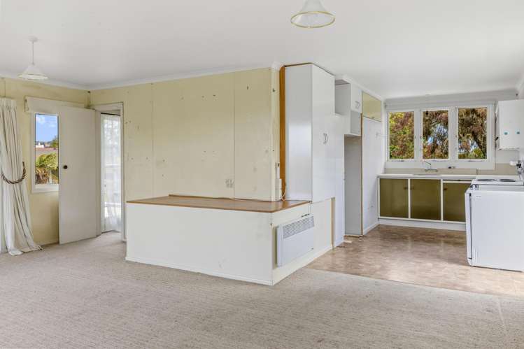 26 Huia Street Hilltop_8