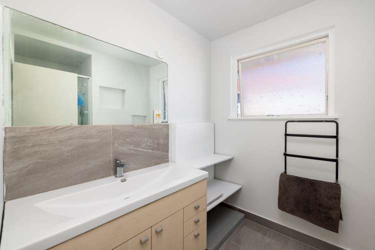 50 Rowan Avenue Aranui_10