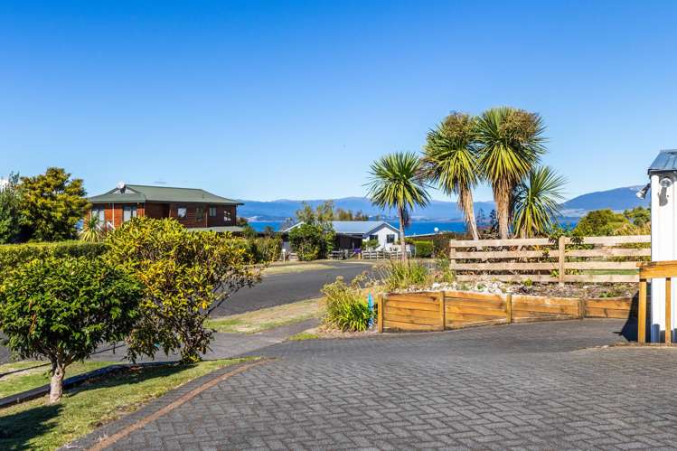 2 Ngati Parekaawa Drive Kuratau_24