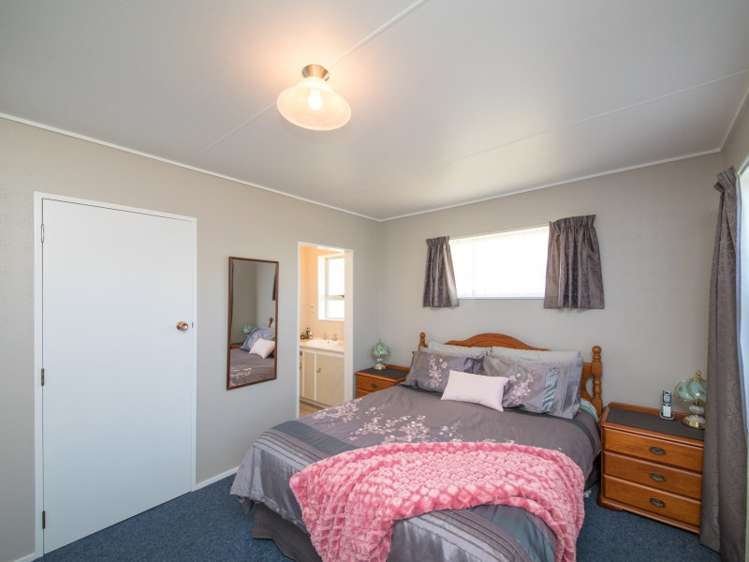 1 Calder Place Feilding_5
