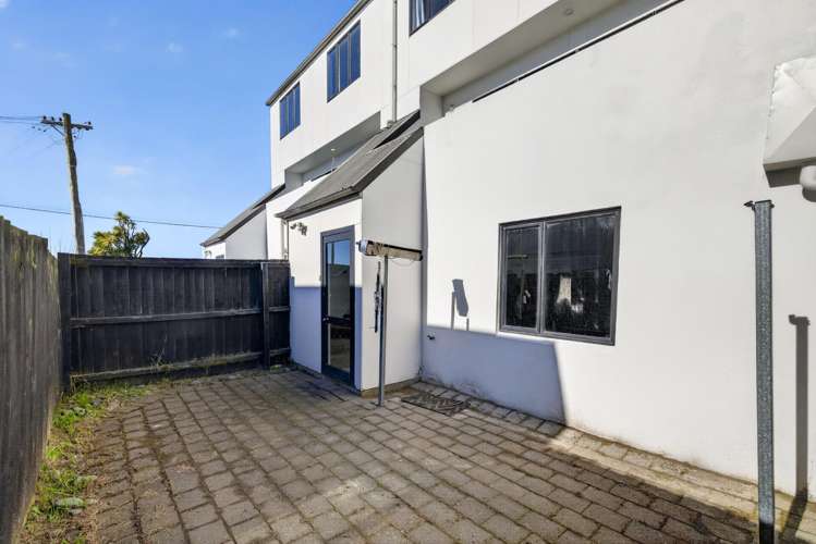  2/477 Madras Street Saint Albans_15
