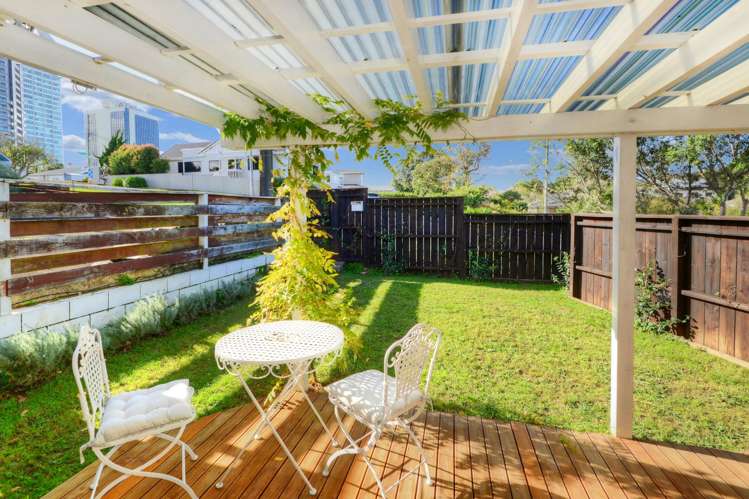 1/13 Burns Avenue Takapuna_5