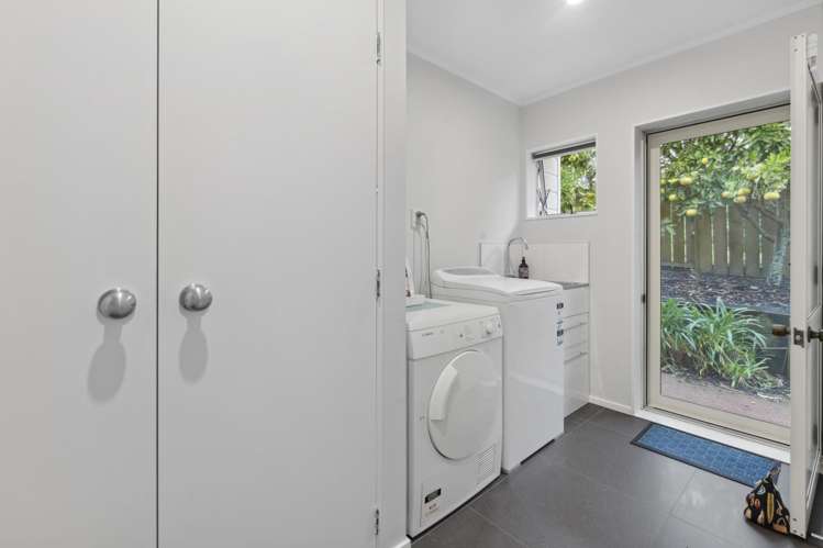 6 Perendale Close Somerville_24